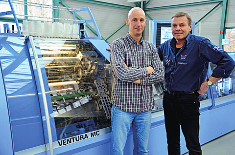 Thomas Lehmann (left) and Detlef Brall, Managing Directors of the Stein + Lehmann bookbindery in Berlin: “Our customers are increasingly interested in high-quality and stylish products.”